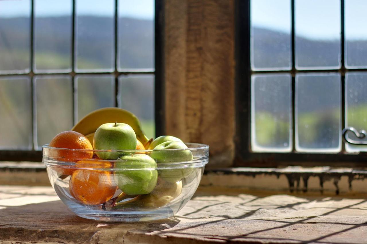 Derbyshire Chapel For 6 At Harthill Hall Private Hot Tub 8Am - 10Pm Plus Private Daily Use Of Indoor Pool And Sauna 1 Hour Stanton in Peak Ngoại thất bức ảnh