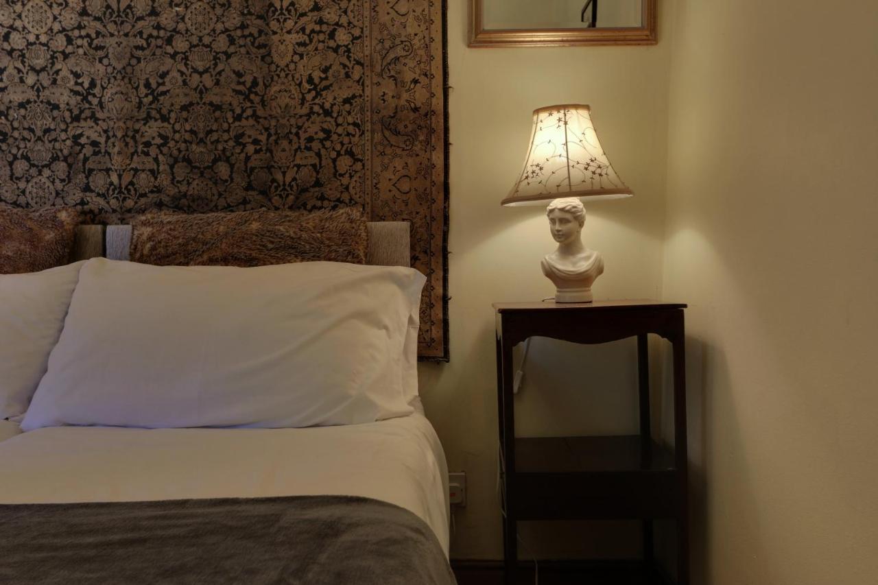 Derbyshire Chapel For 6 At Harthill Hall Private Hot Tub 8Am - 10Pm Plus Private Daily Use Of Indoor Pool And Sauna 1 Hour Stanton in Peak Ngoại thất bức ảnh